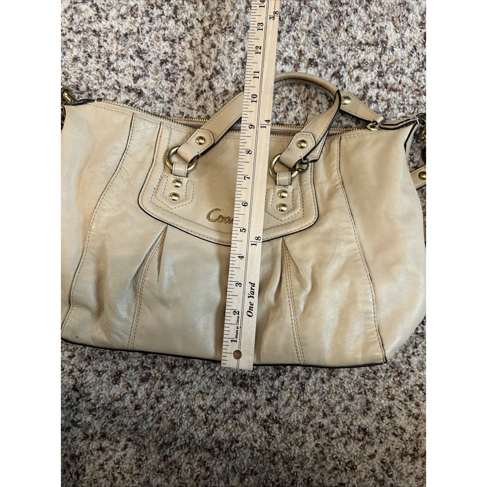 Authentic COACH Champagne Beige Quality Leather Shoulder handbag purse F19247 - Picture 8 of 9